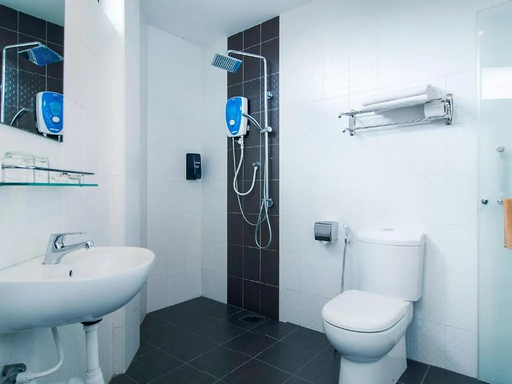 Eight Days Boutique Hotel - Mount Austin Τζόχορ Μπάχρου