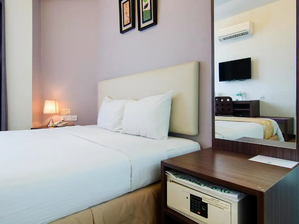 Eight Days Boutique Hotel - Mount Austin Τζόχορ Μπάχρου