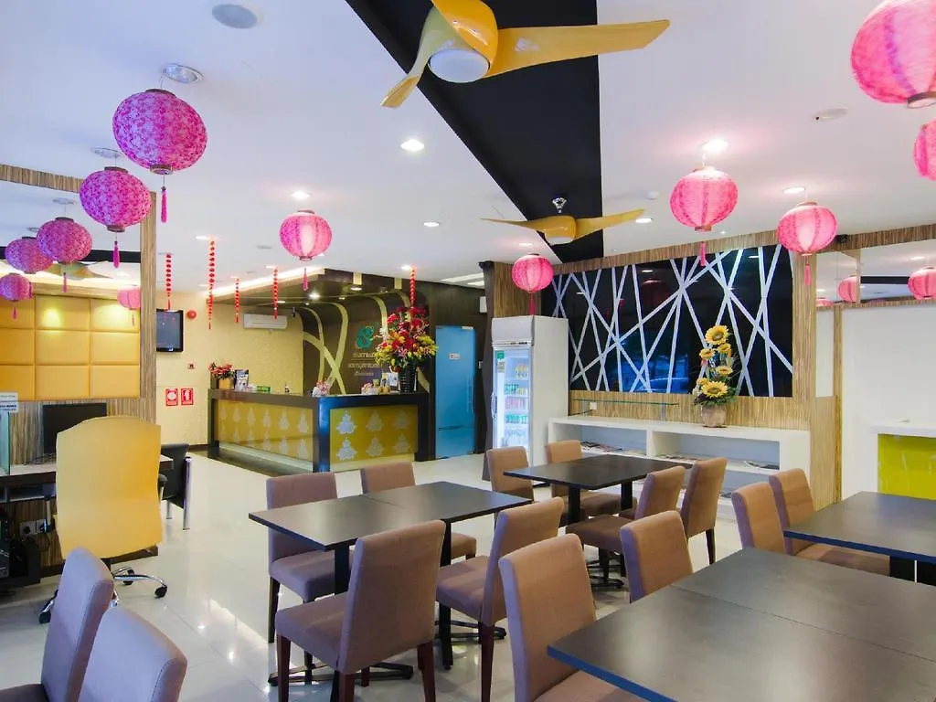 Eight Days Boutique Hotel - Mount Austin Johor Bahru